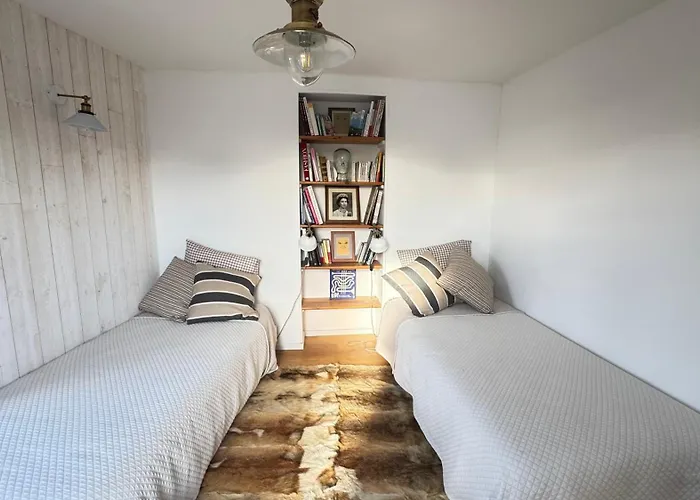 בית הארחה La Vigie - Maison En Bord De *